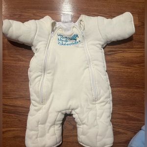 Two Merlin sleep suite